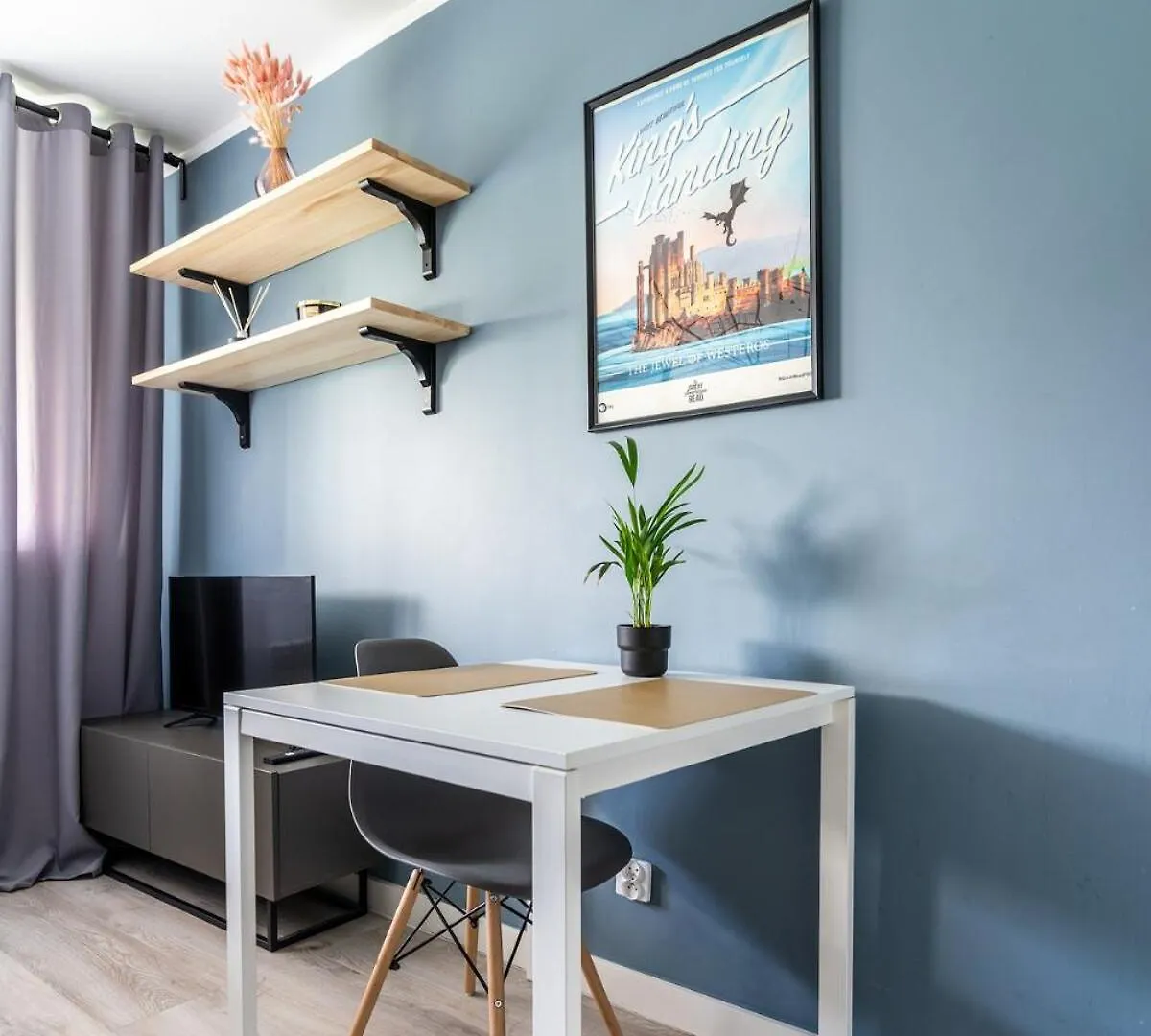Zapasowe- Na Razie Close -Golden Apartments Warsaw - Ogrodowa6